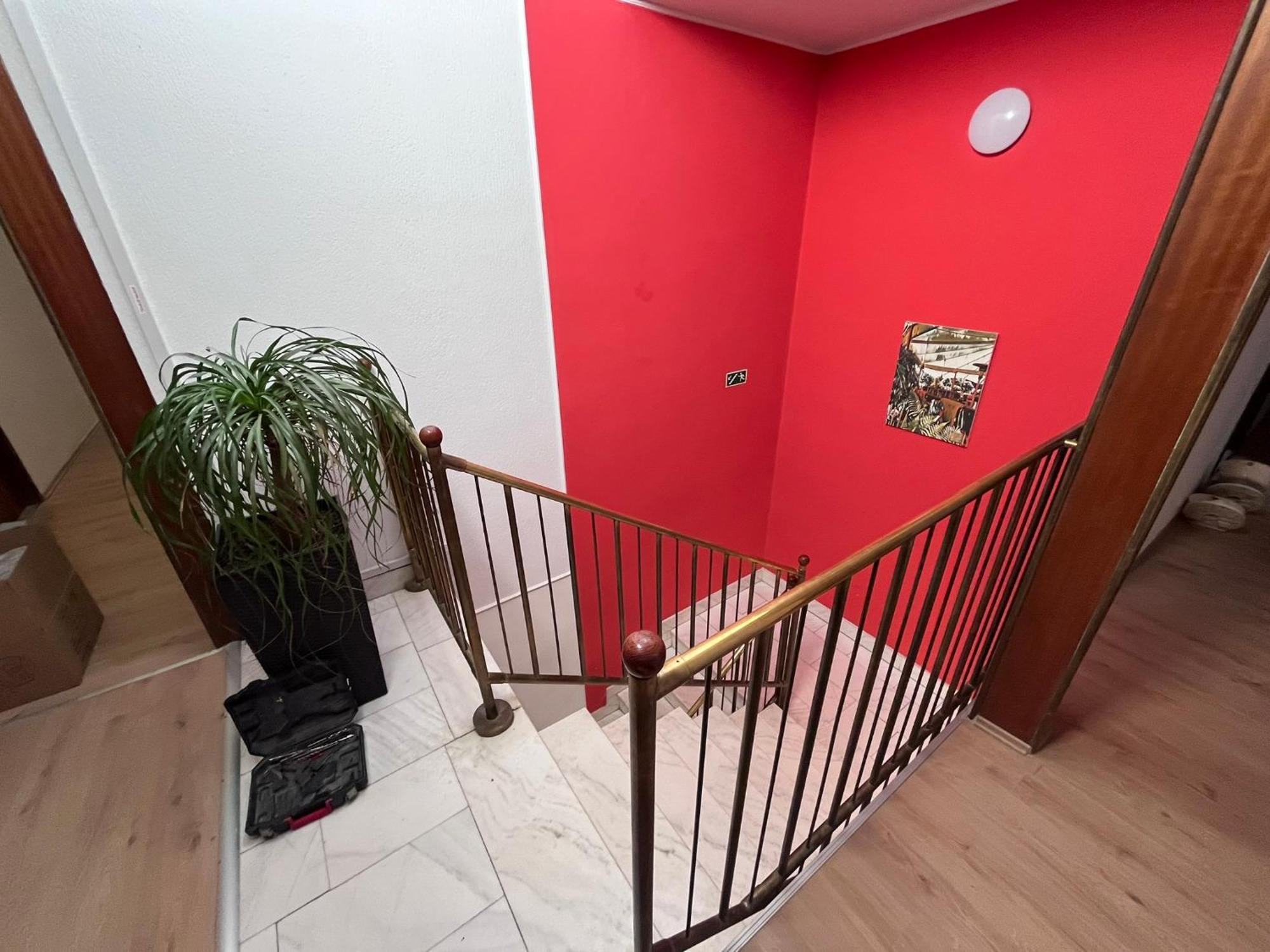 Majus 1 Vendeghaz - Torony Hotel Екстериор снимка